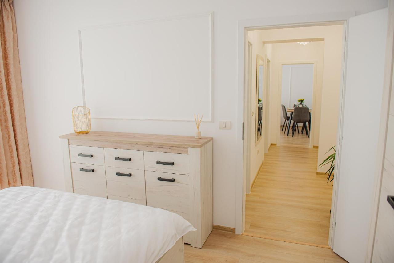 Modern Apartment In Temesvár Kültér fotó