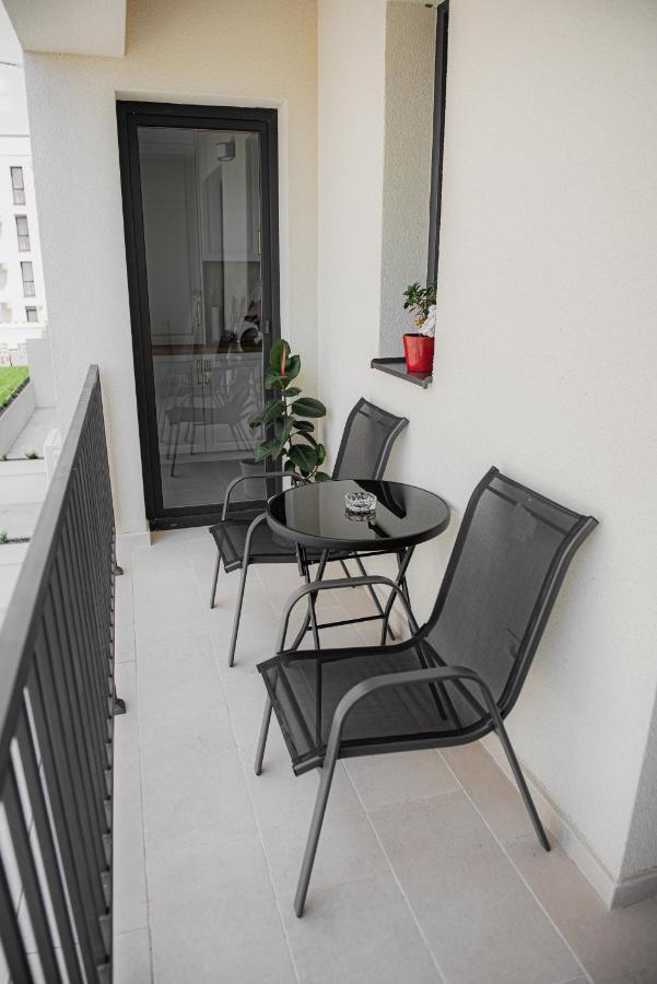 Modern Apartment In Temesvár Kültér fotó