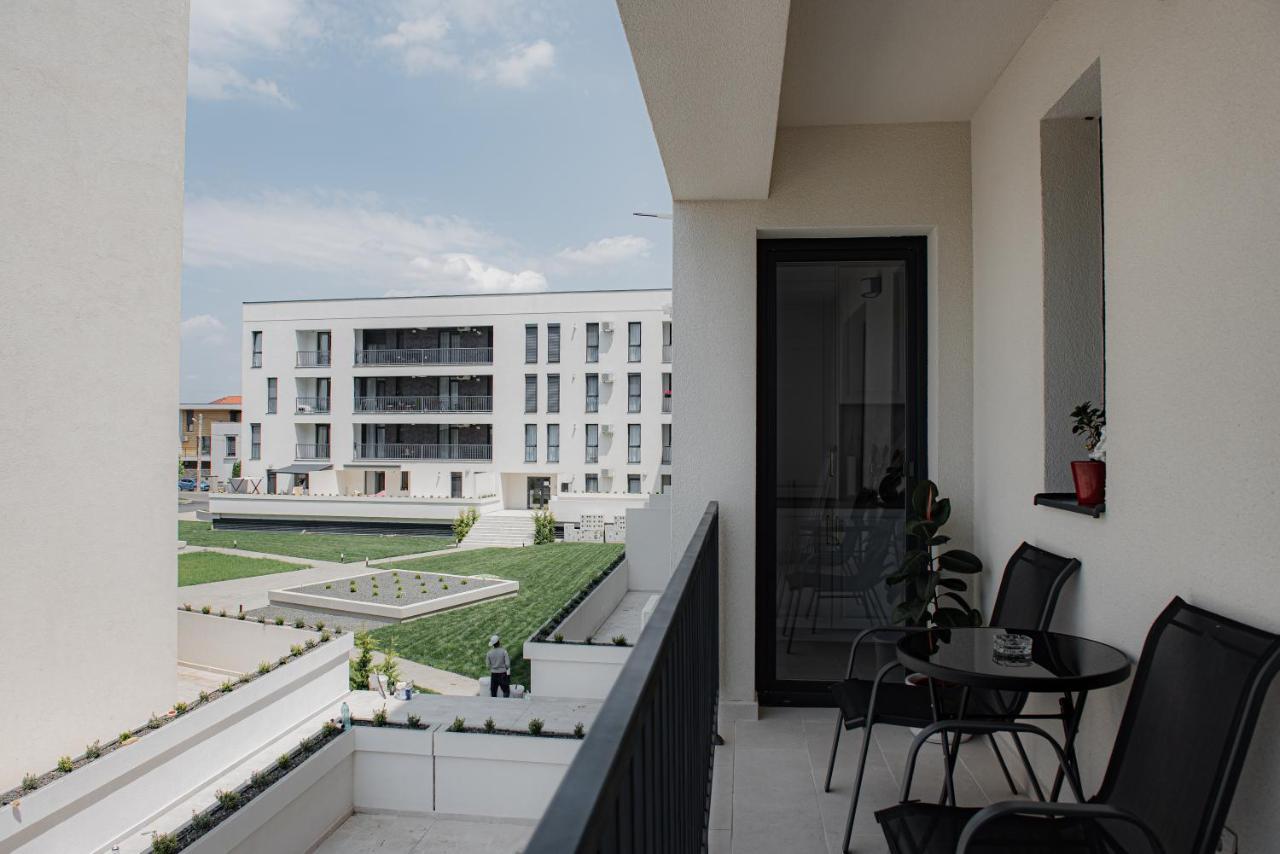 Modern Apartment In Temesvár Kültér fotó
