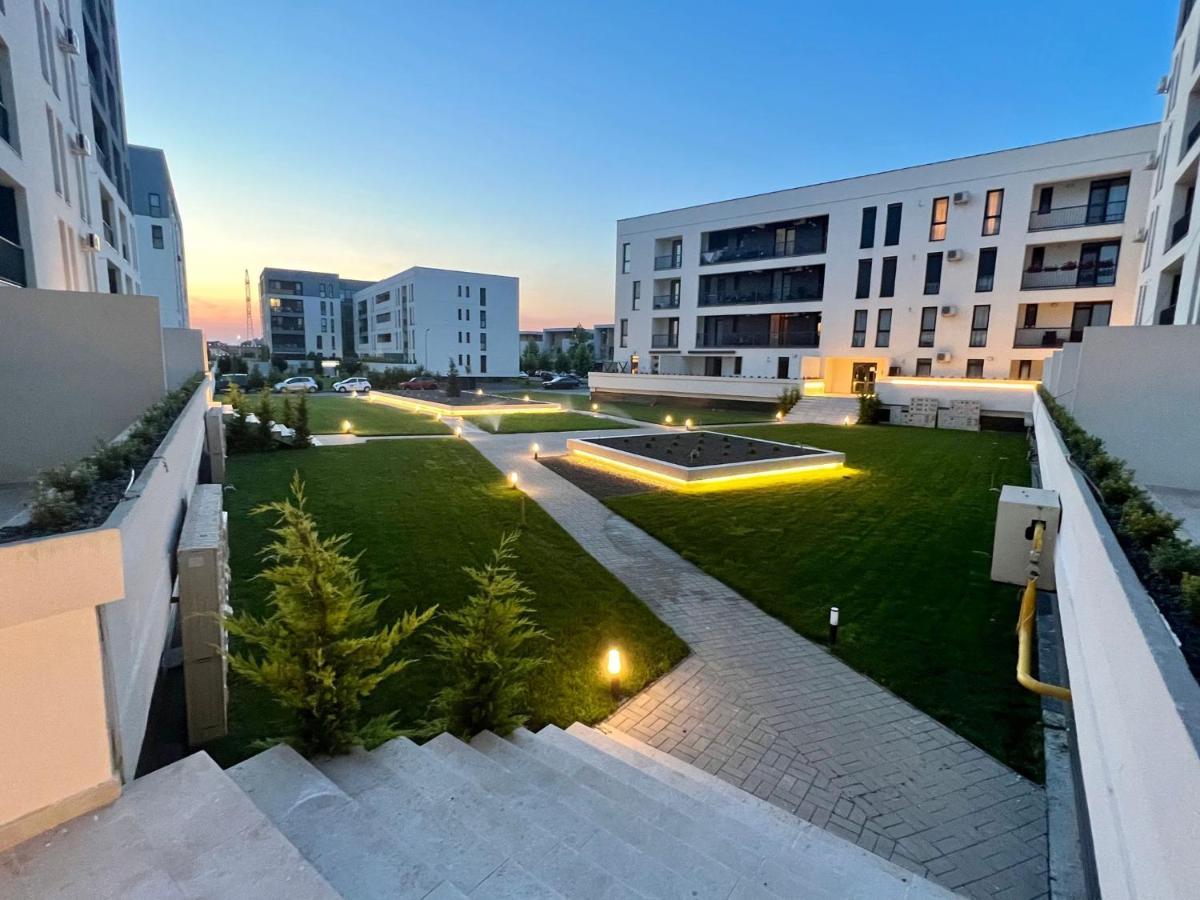 Modern Apartment In Temesvár Kültér fotó